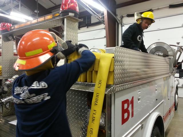 FF 1 CLASS ( ACCORDION HOSE LOAD) 2/13/14